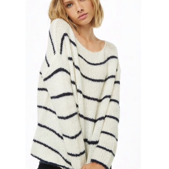 Tops - NWT JONES NEW YORK   NAVY DOCK SWEATER